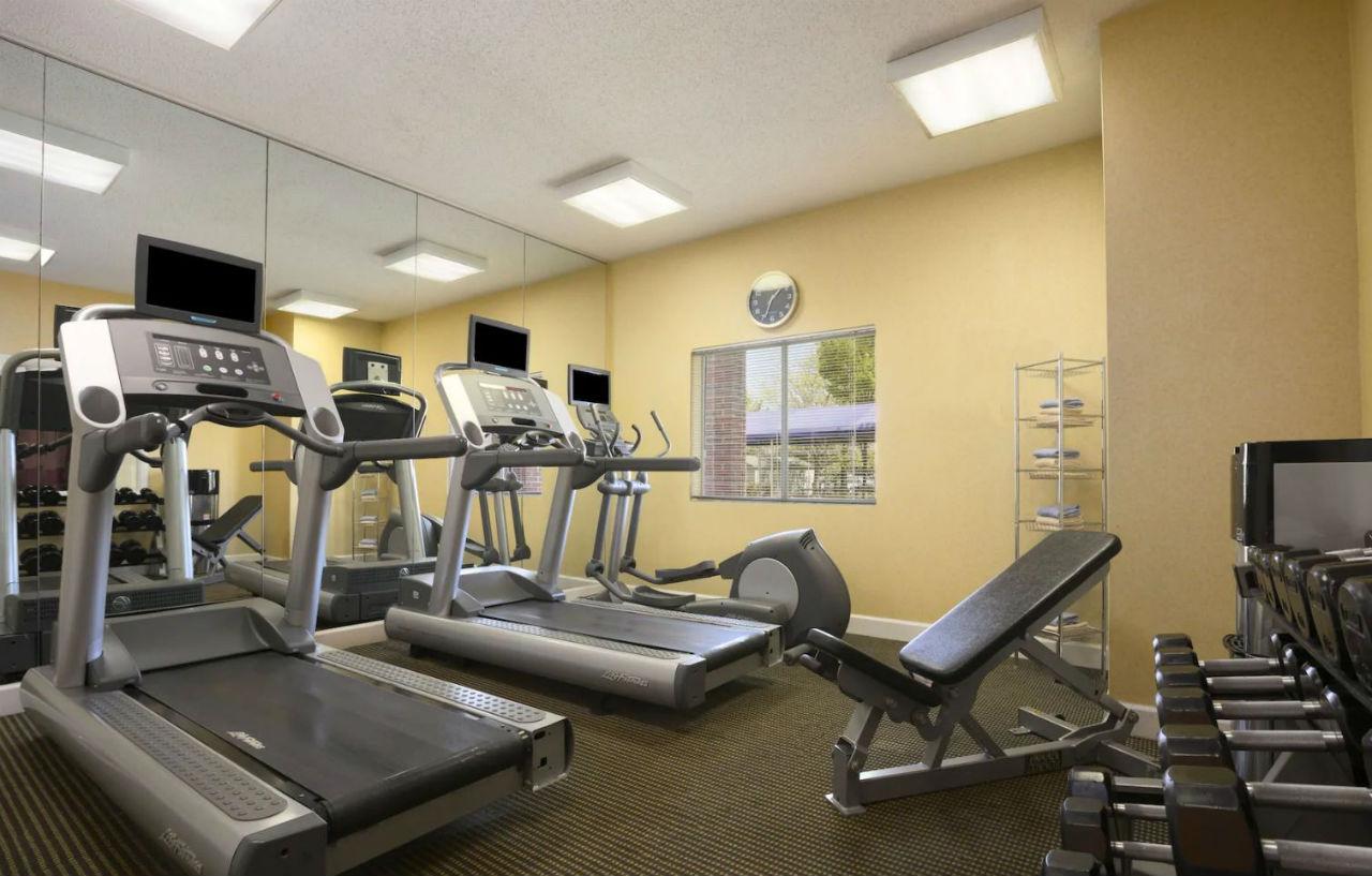 Hawthorn Suites By Wyndham Philadelphia Airport Zewnętrze zdjęcie